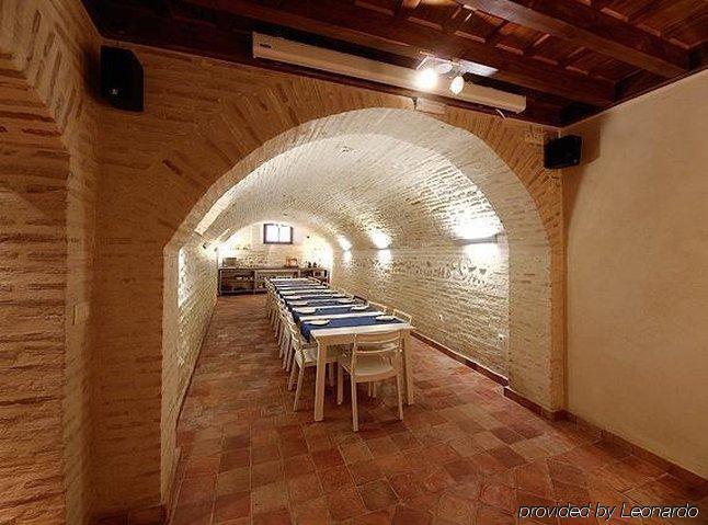 Gar Anat Boutique 3*